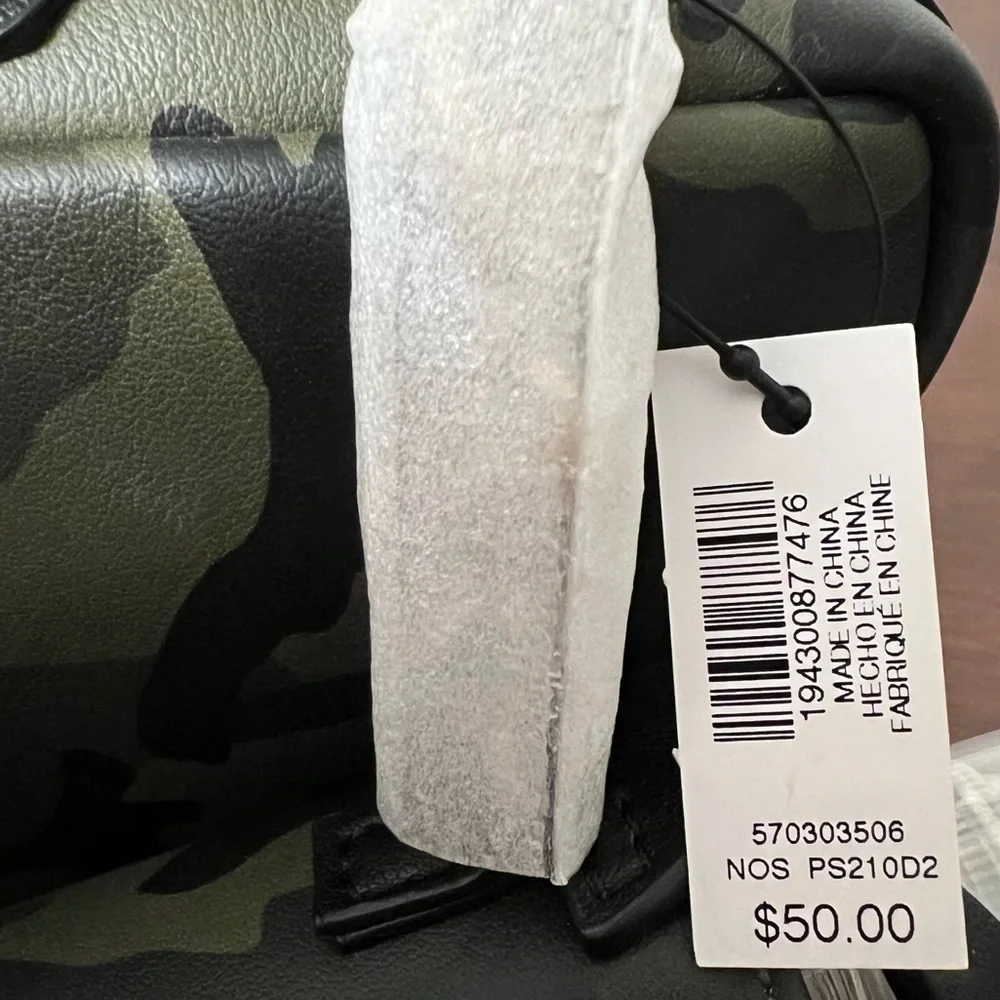 WHBM White House Black Market Camo Camouflage Cosmetics Bag Spray Bottle Holder